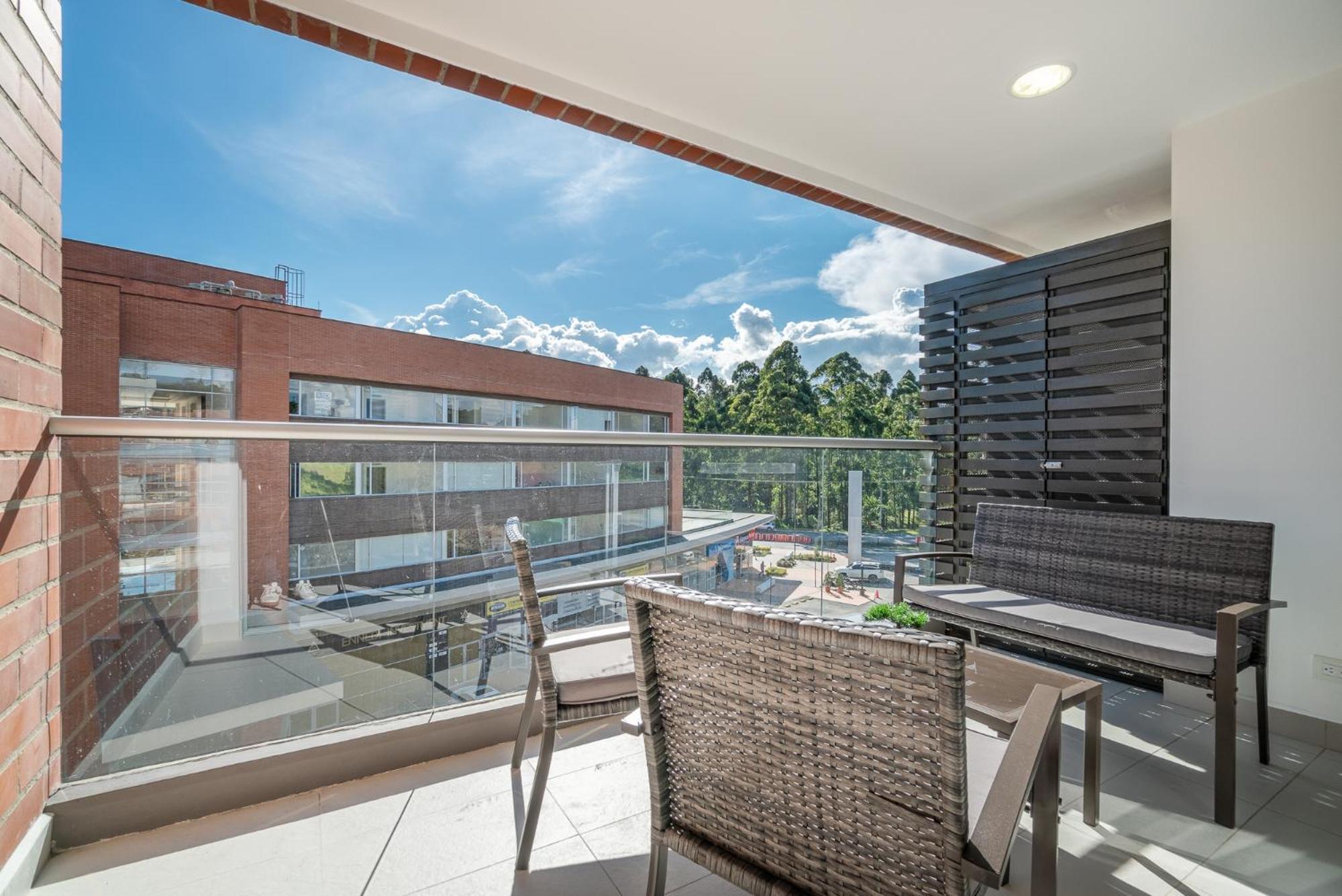 Portanova Suites By Adventu Rionegro Bagian luar foto