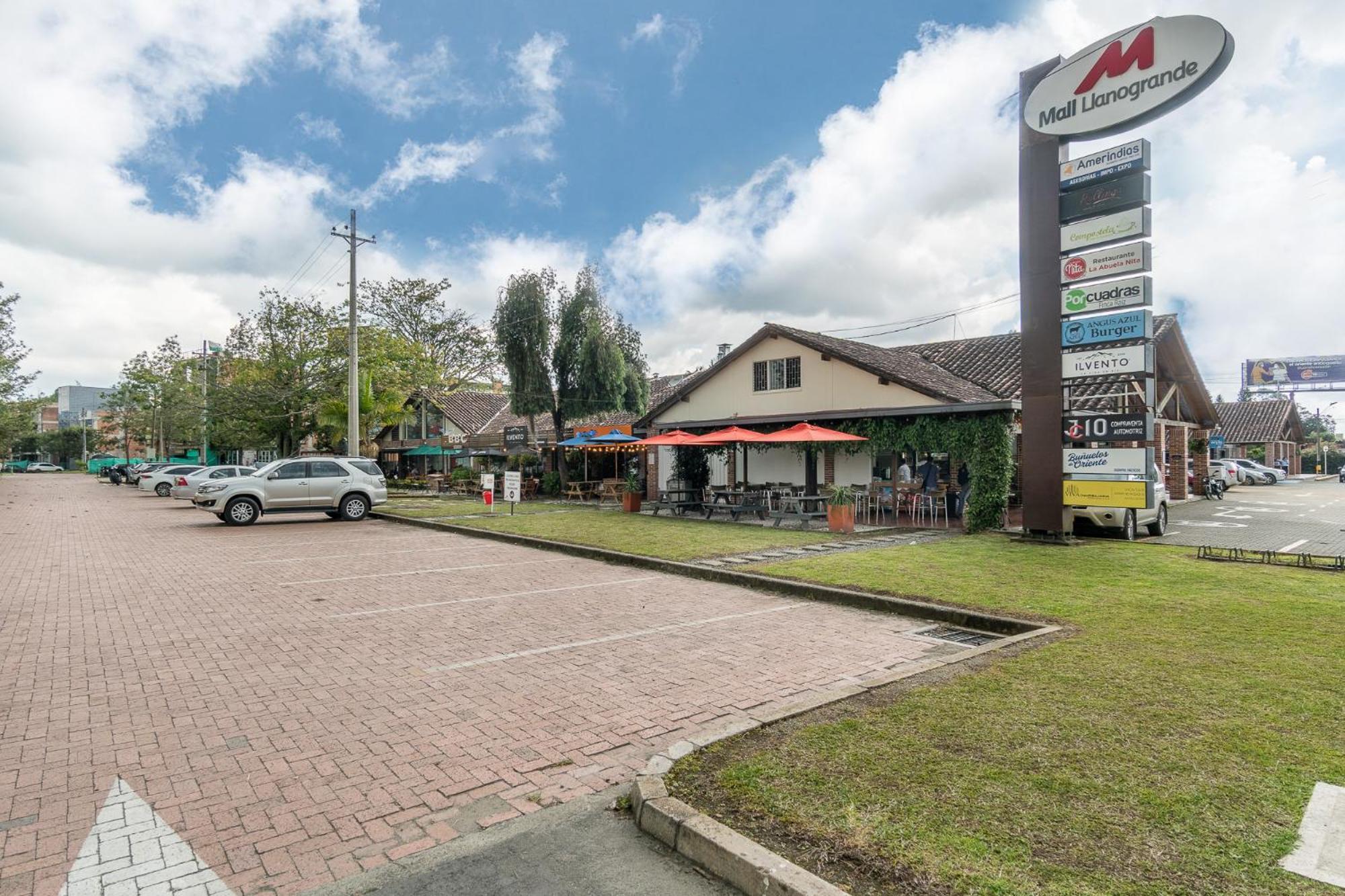 Portanova Suites By Adventu Rionegro Bagian luar foto